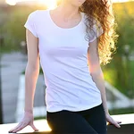T-Shirt Donna - Mockup