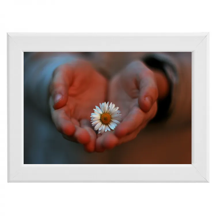 Mani in fiore