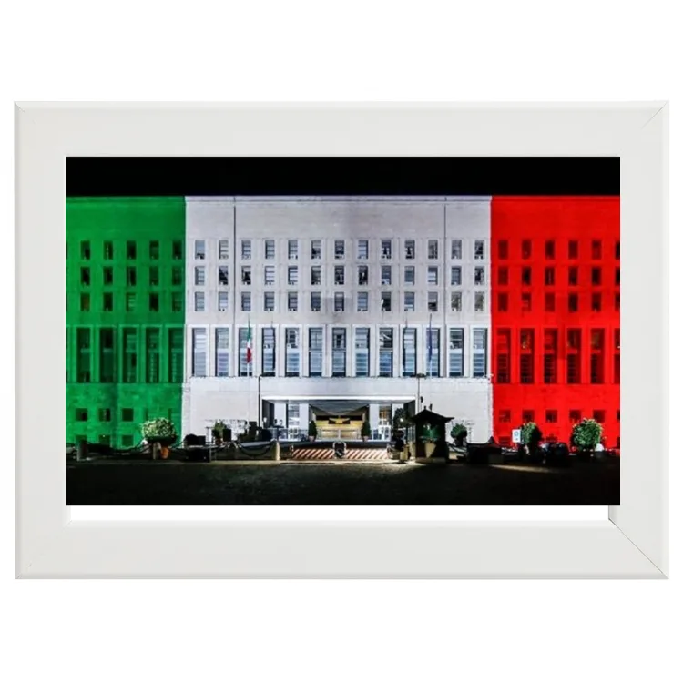 Farnesina tricolore