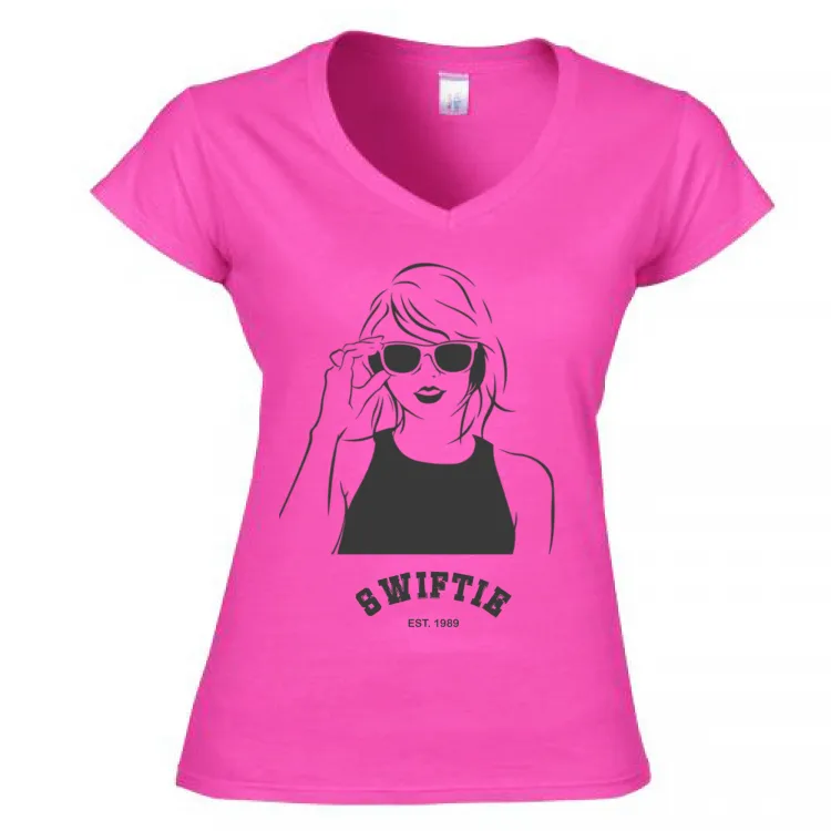 Maglietta scollo a V Swiftie 1