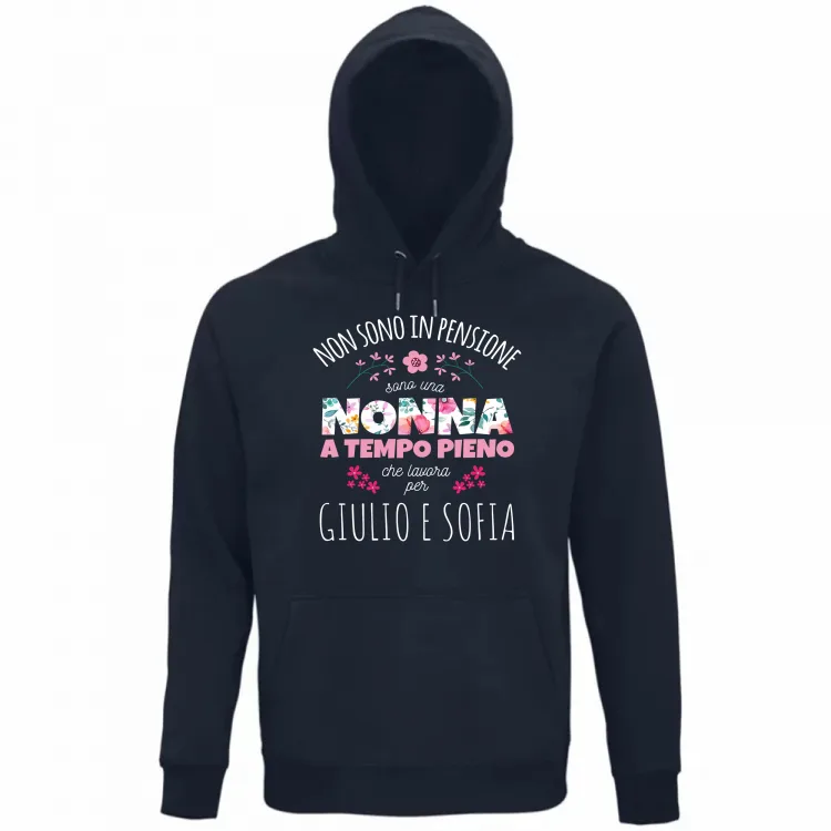 Nonna a tempo pieno che lavora per...
